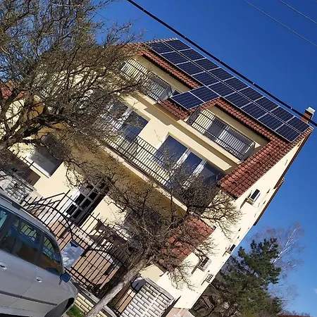 Szilvia Panzio Bed & Breakfast Gyomaendrod