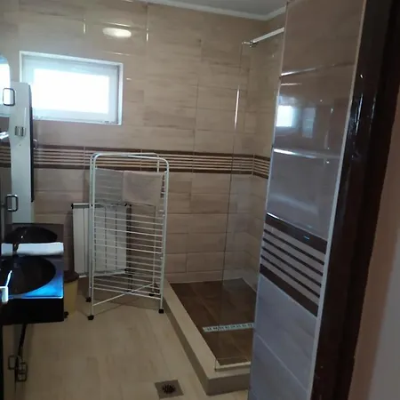 Szilvia Panzio Bed & Breakfast *