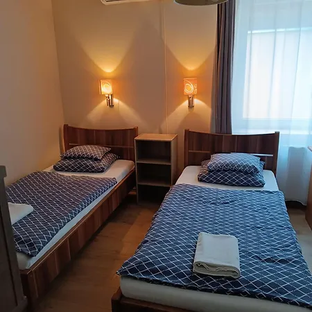 Bed & Breakfast Szilvia Panzio